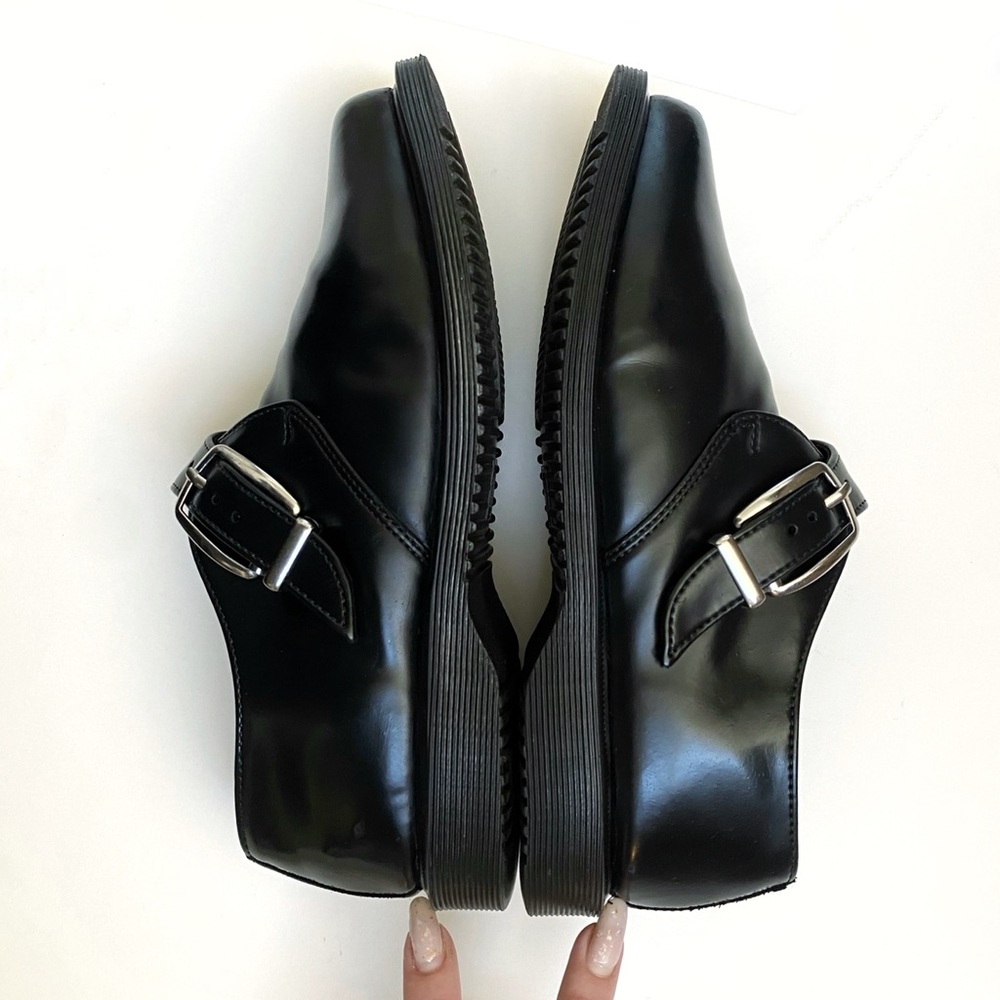 DR. MARTENS BLACK LEATHER MILLER SILVER BUCKLE DETAIL LOAFER DRESS SHOES - Picture 6 of 10